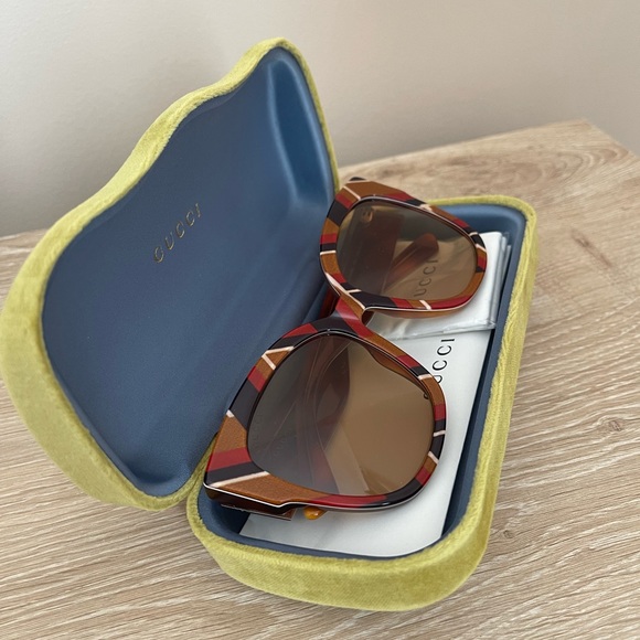 Gucci Accessories - Gucci Sunglasses